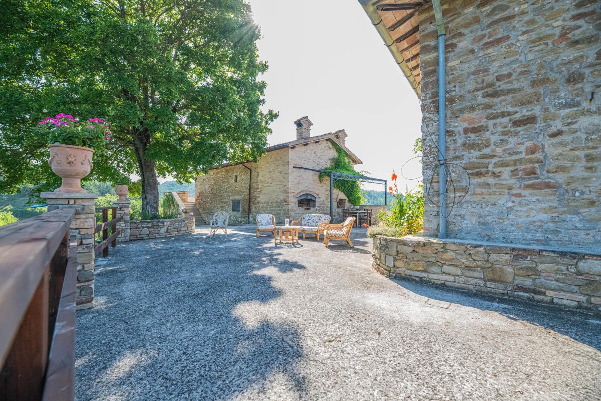 Ca' Gulino - Urbino - Villa Con Minipiscina In Borgo Antico Exterior photo